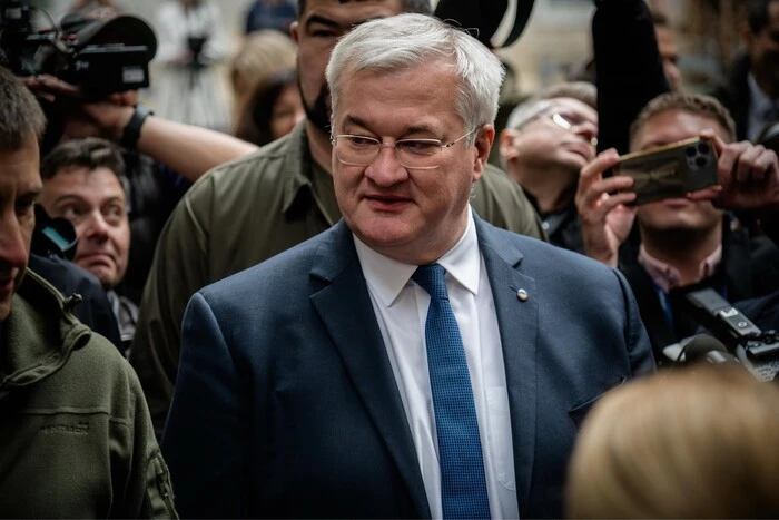 Sibyga przekazał szczegóły ewentualnego spotkania Zełenskiego z Putinem