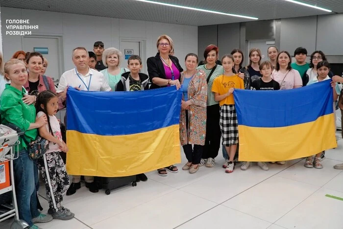 Die Ukraine hat Dutzende ihrer Bürger aus dem Iran evakuiert