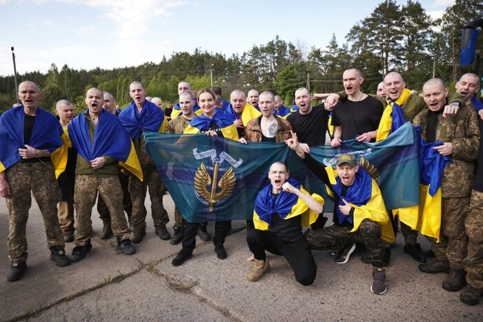Pierwszy etap wymiany '1000 na 1000': Ukraina uwolniła 390 osób z rąk Rosji