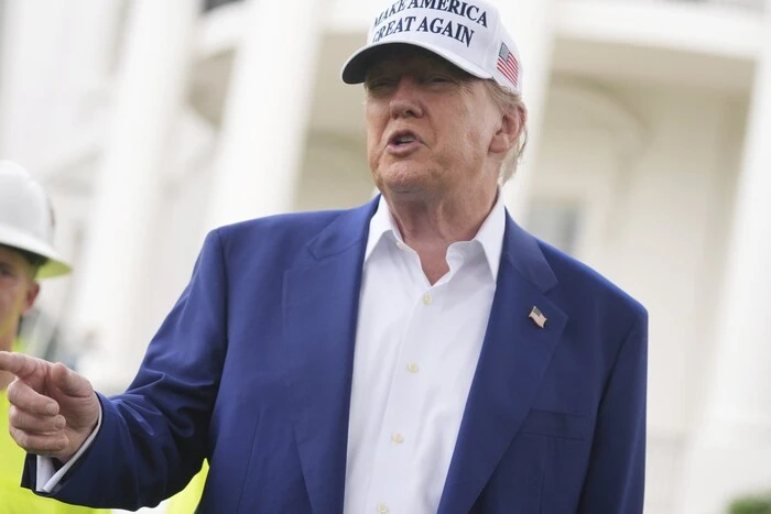 Легендарний хокеїст назвав Трампа «патологічним брехуном»