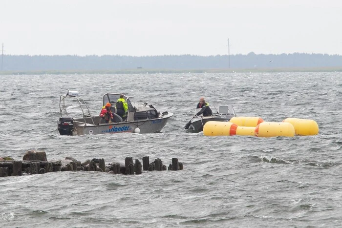 Ein Hubschrauber stürzte in die Ostsee, sieben Passagiere konnten gerettet werden