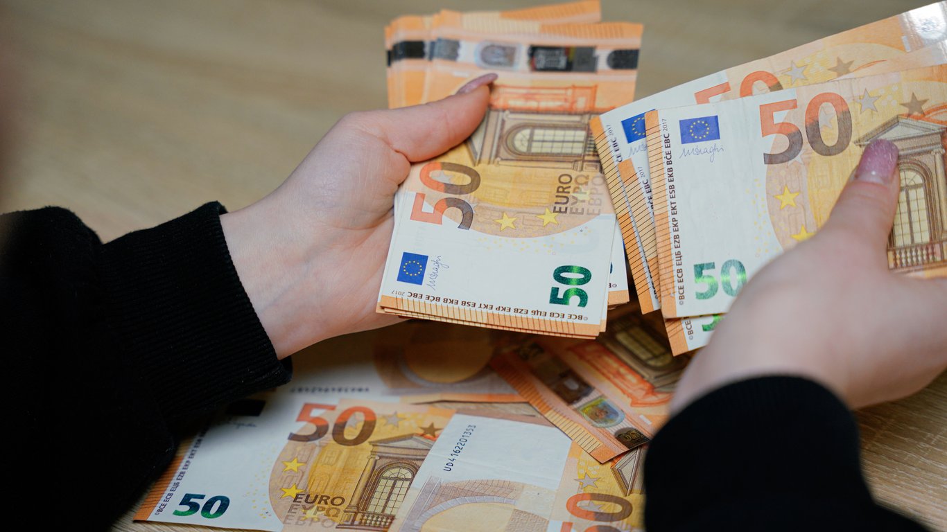 Zahlungen an Ukrainer - wo es in der EU schwieriger wird, Hilfe zu erhalten