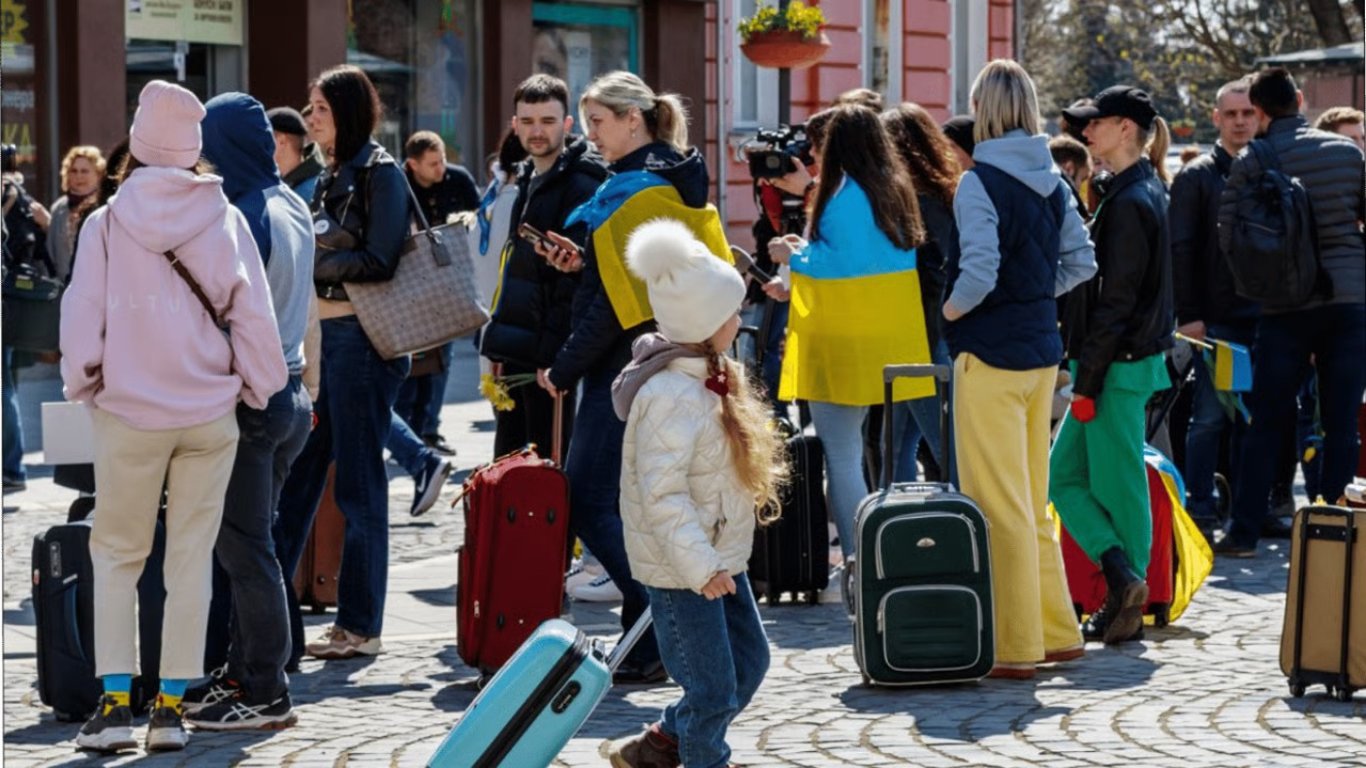 ЕС продлил временную защиту для украинцев — на какой срок