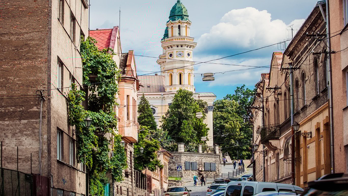 Wyrwali się do przodu — jak wzrosły ceny mieszkań w Użhorodzie