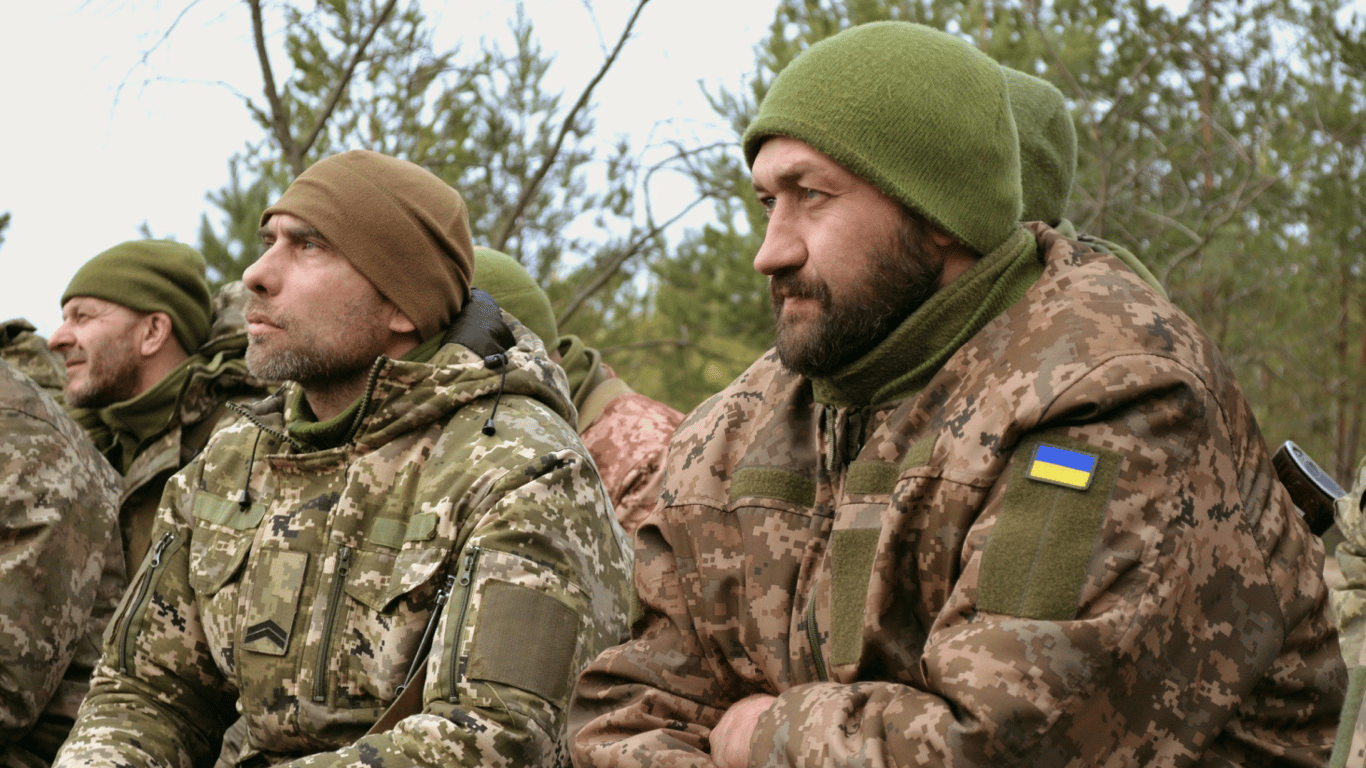 Як цивільний може отримати відразу офіцерське звання
