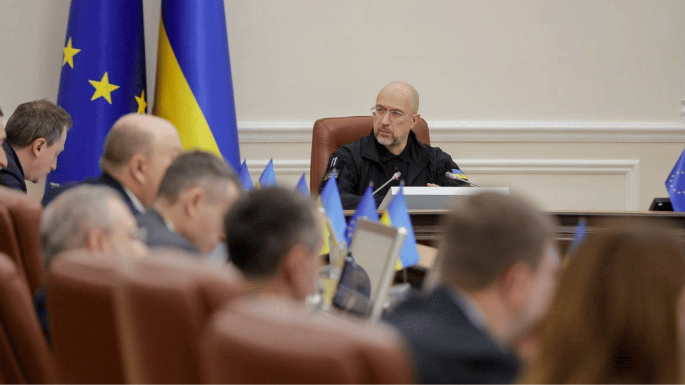 Рада уволила правительство Шмигаля