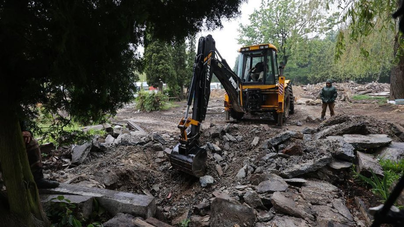 Садовий запропонував обмін тіл солдатів СРСР на полонених