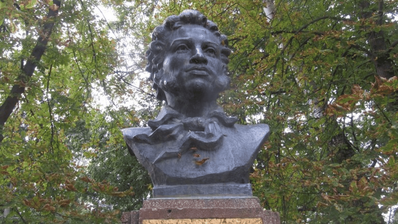В Одессе собираются снести памятник Пушкину — где именно