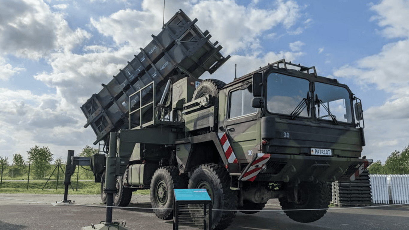США задерживают поставки Patriot Швейцарии из-за помощи Украине