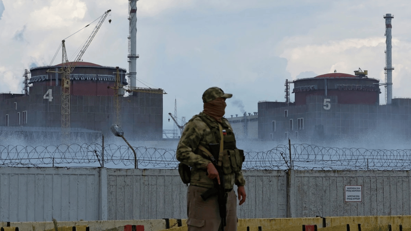 Пожежа біля ЗАЕС, пів області без світла — чи є загроза радіації