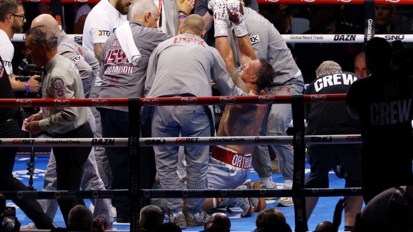 Usyk swiftly knocked out Dubois