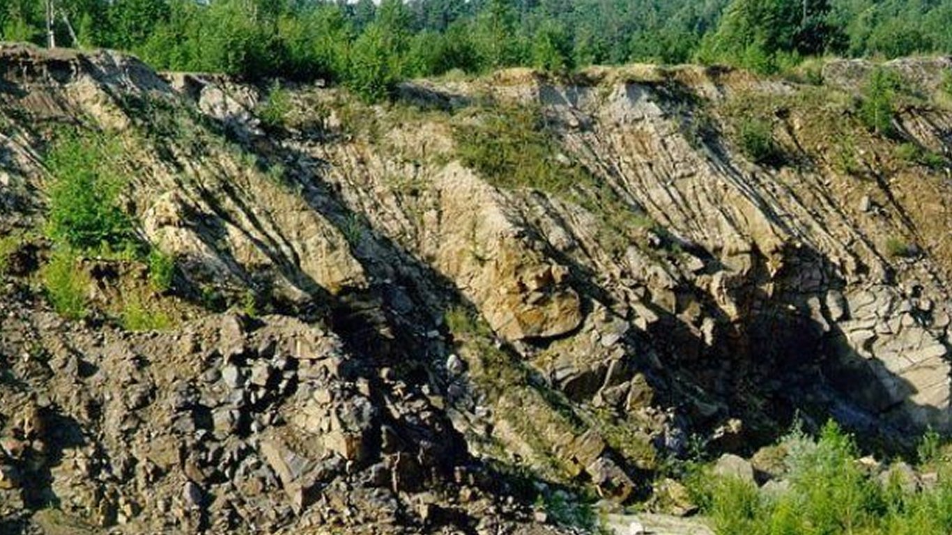Приховані запаси — які корисні копалини видобувають у Закарпатті