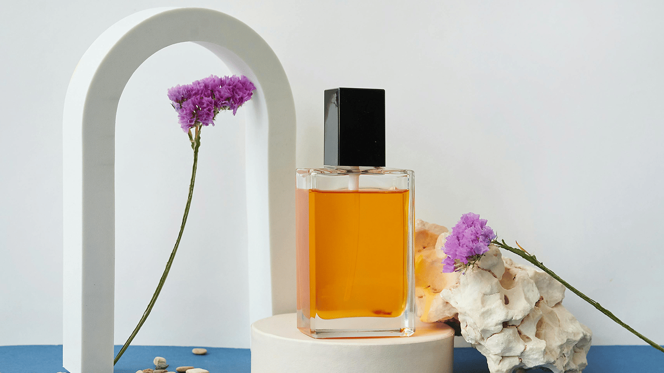 Universal fragrances suitable for all year round - three perfumes