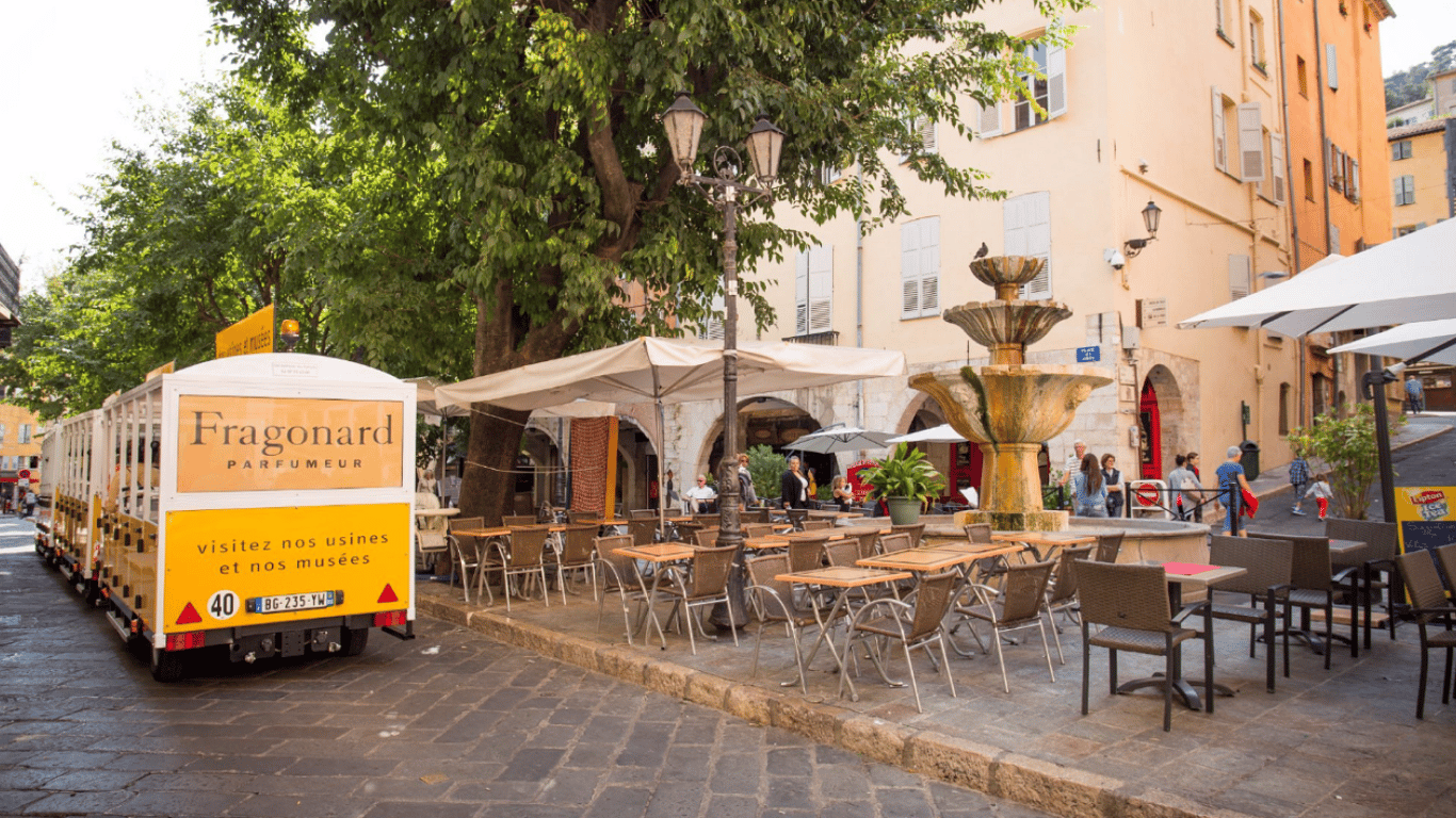 Die Duft-Hauptstadt der Welt - eine Stadt in Frankreich mit luxuriösen Boutiquen