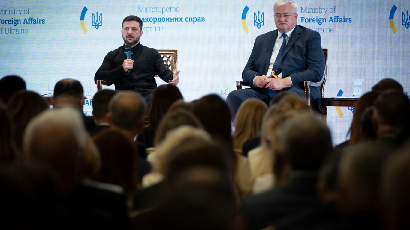 Finanzierung der ukrainischen Streitkräfte – Selenskyj kündigt neue NATO-Hilfe an