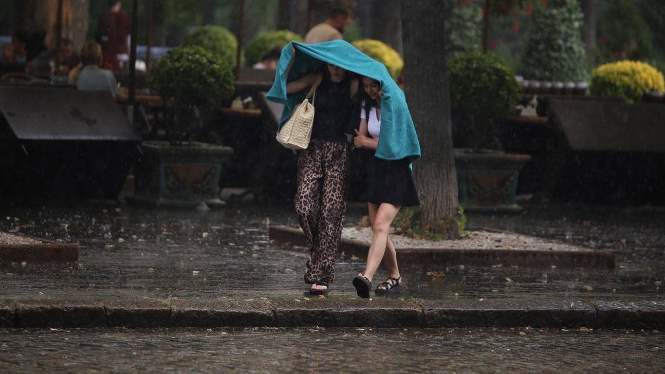 Hitze, Regen und Gewitter – welches Wetter wird in den Regionen der Ukraine erwartet
