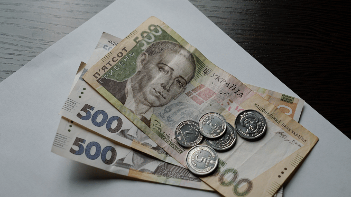 Benefits for pensioners in August - who will receive over 1500 UAH