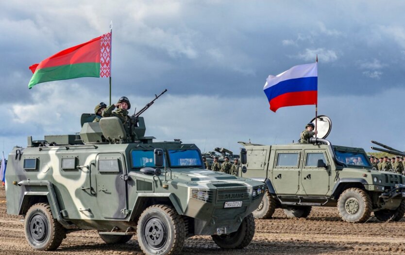 Russisch-weißrussische Übungen im Herbst spielen ein Zusammenstoß mit dem Westen - Geheimdienst